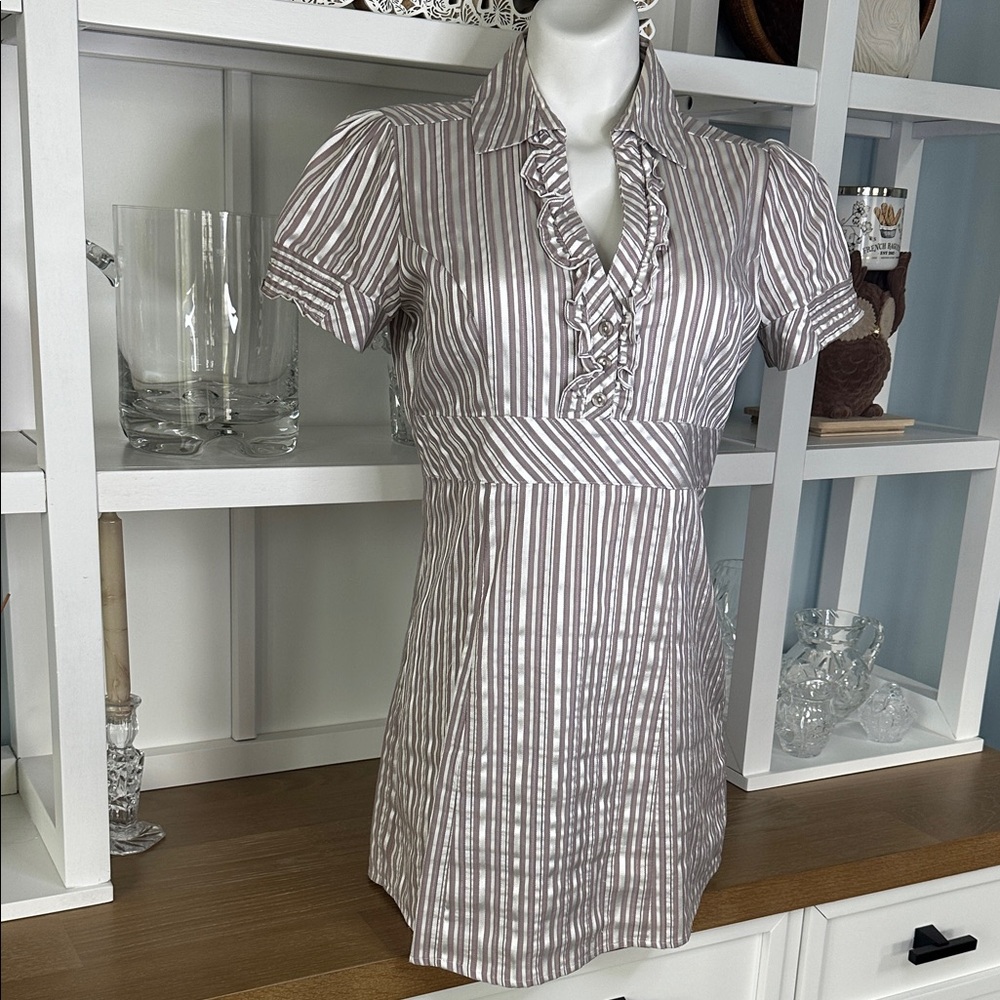 Bundle 5 items @ 5$, pay only 15$ - 2 items free! Striped Ruffle Blouse